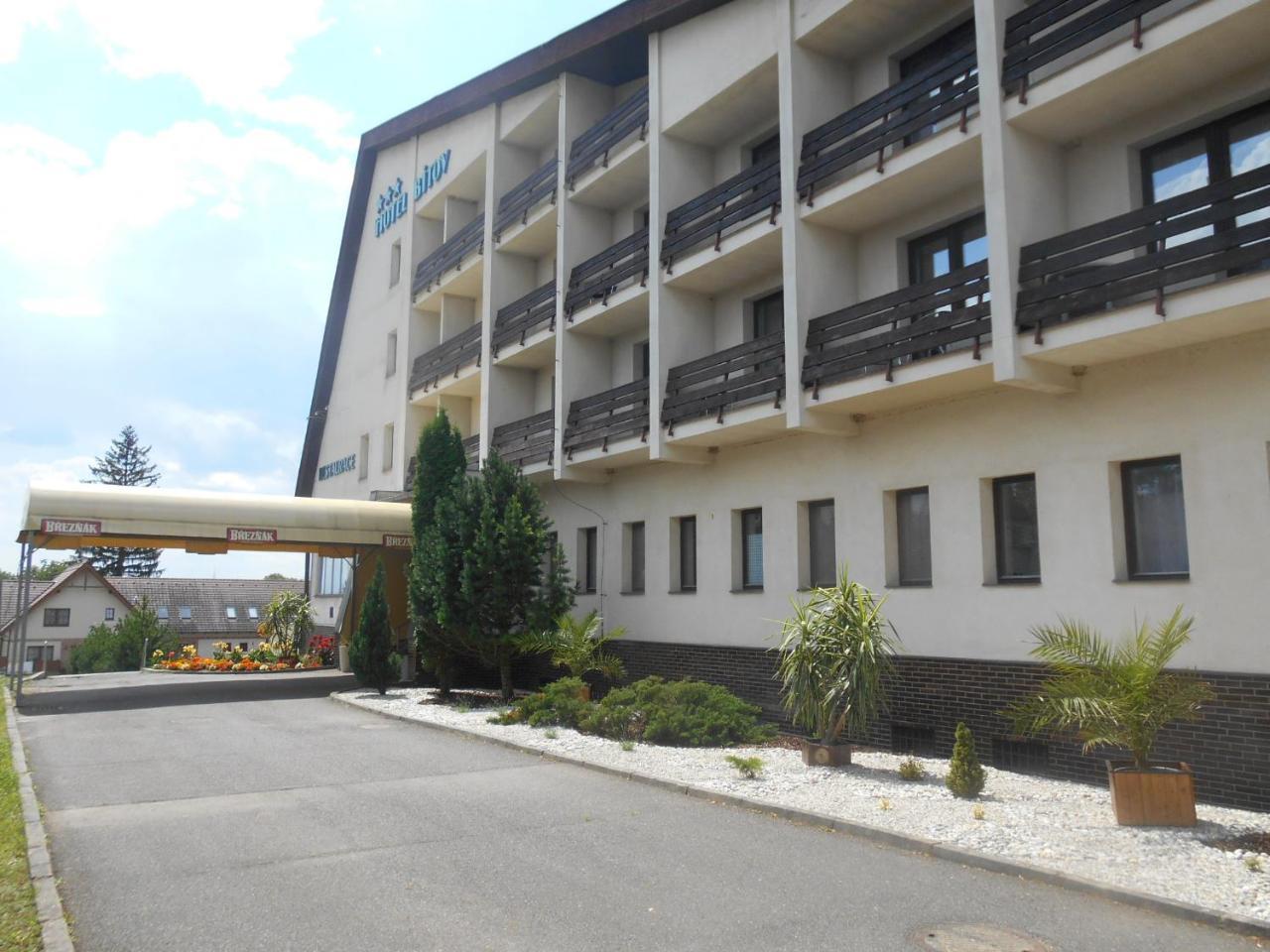 Hotel Bítov Eksteriør bilde