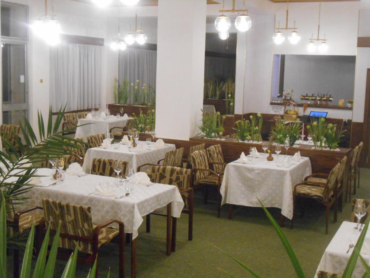 Hotel Bítov Eksteriør bilde