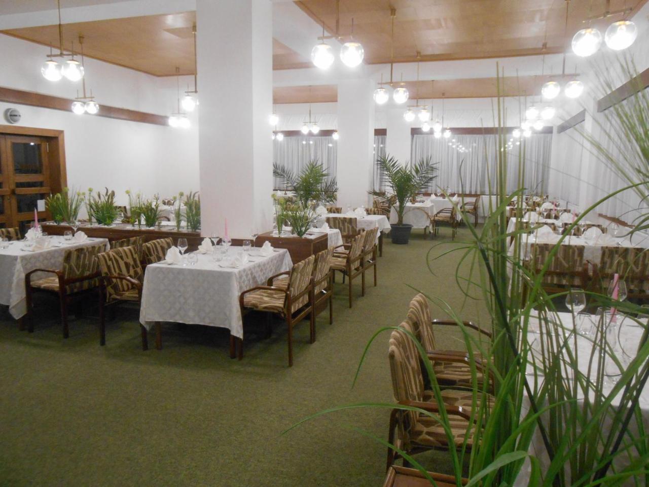 Hotel Bítov Eksteriør bilde